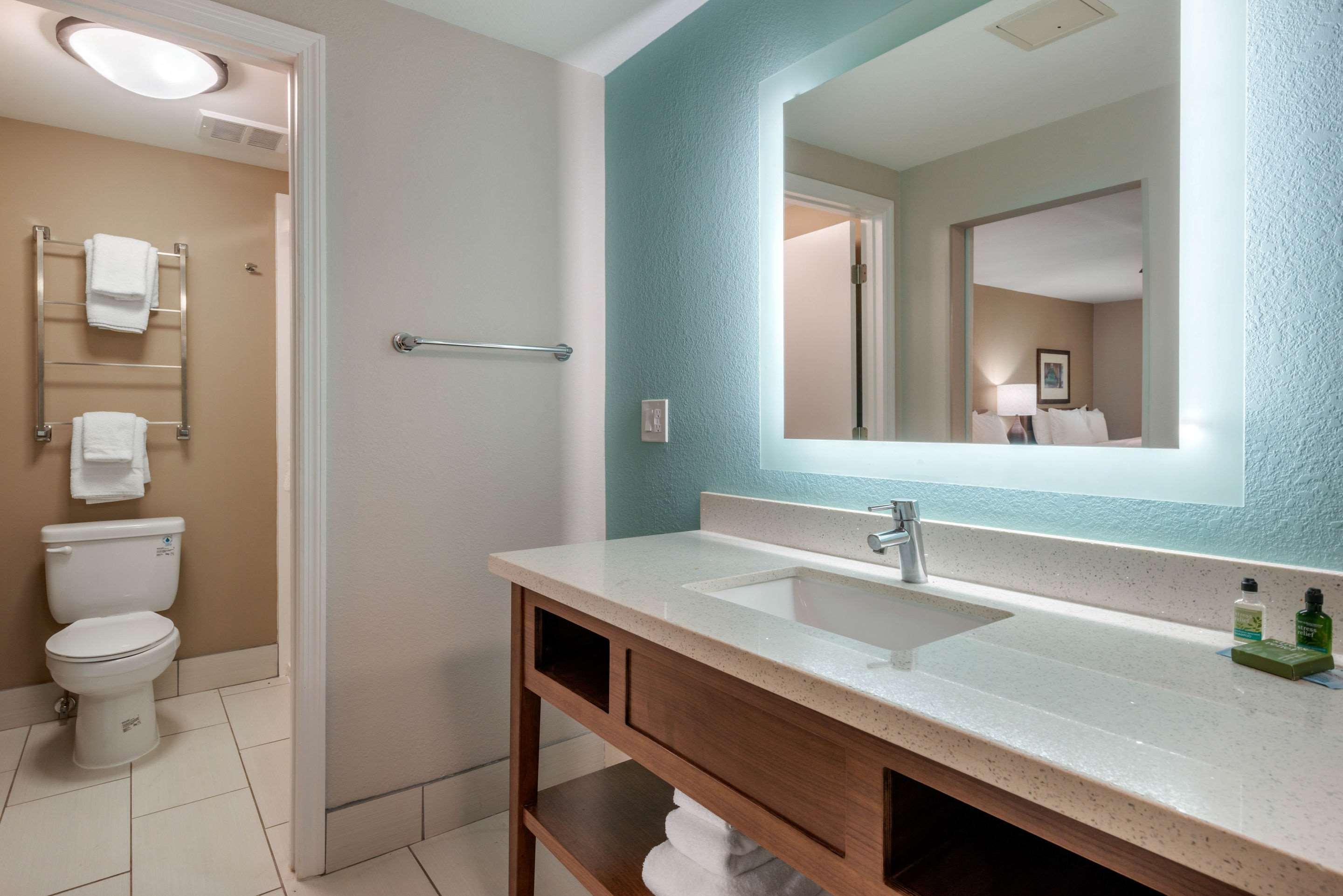Seafarer Inn & Suites, Ascend Hotel Collection Jekyll Island Exteriör bild