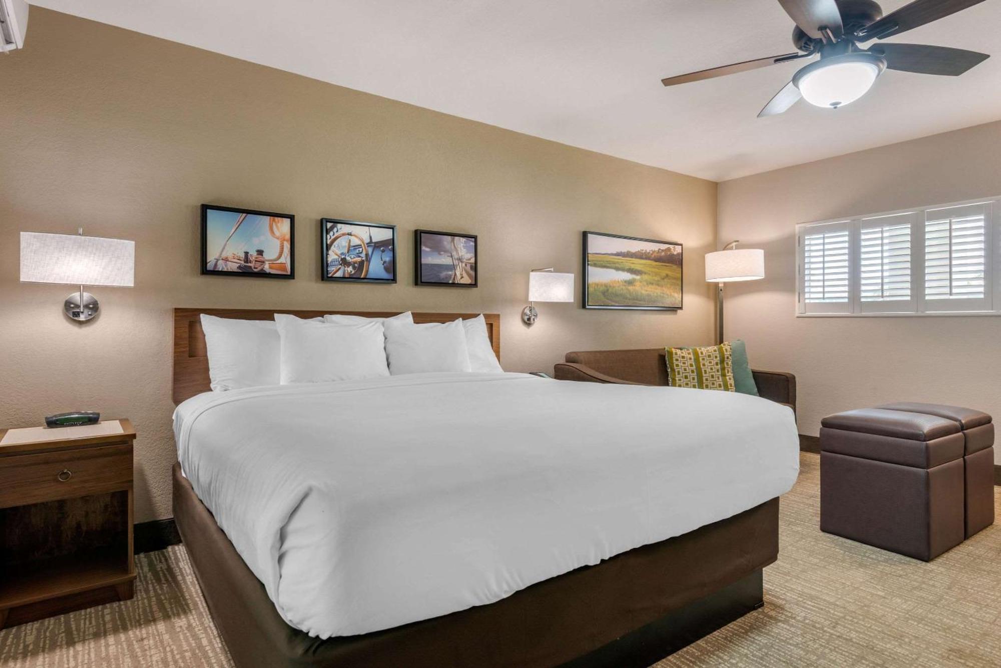 Seafarer Inn & Suites, Ascend Hotel Collection Jekyll Island Exteriör bild