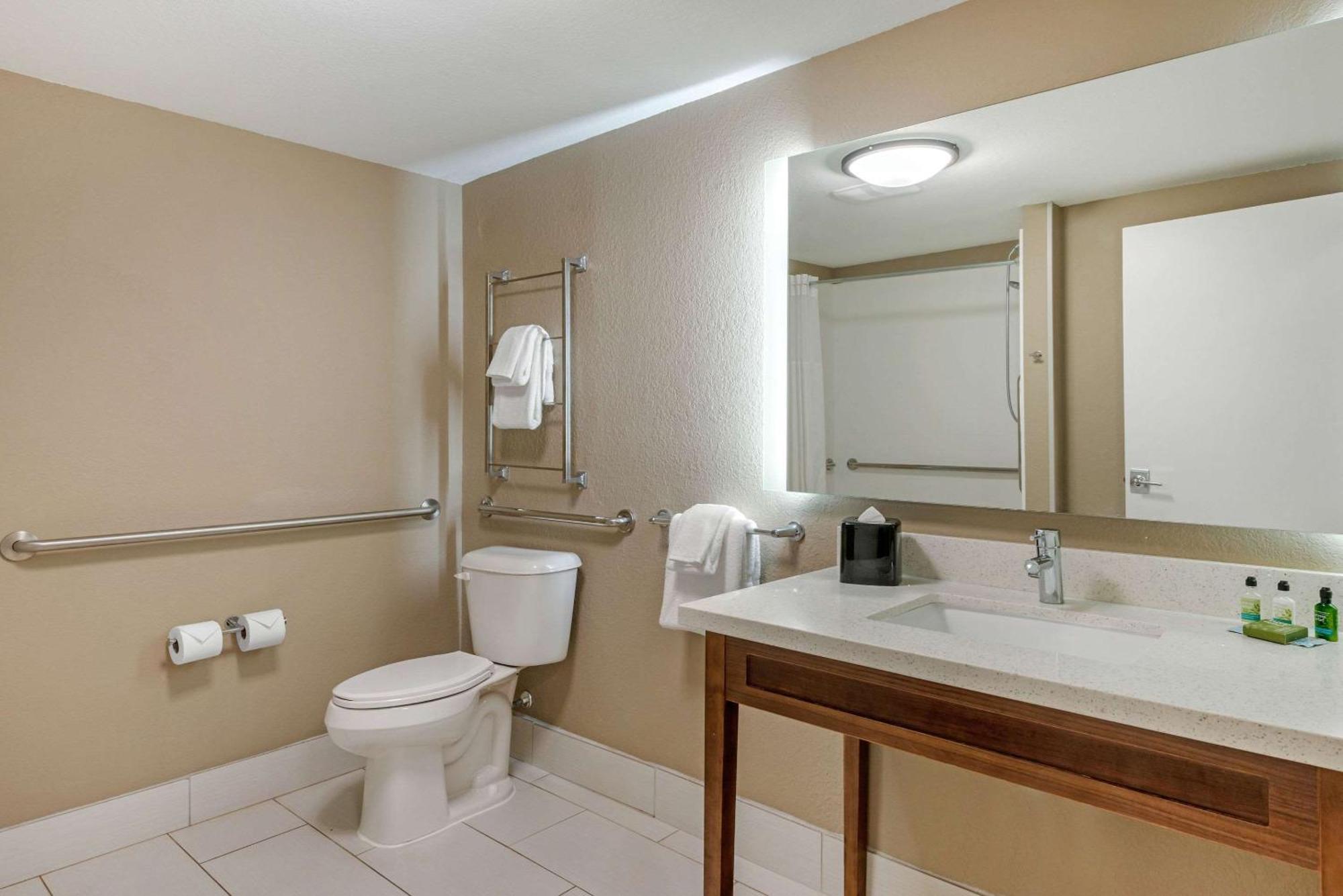 Seafarer Inn & Suites, Ascend Hotel Collection Jekyll Island Exteriör bild
